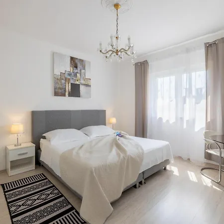 Tree Of Life Apartamento Kaštela