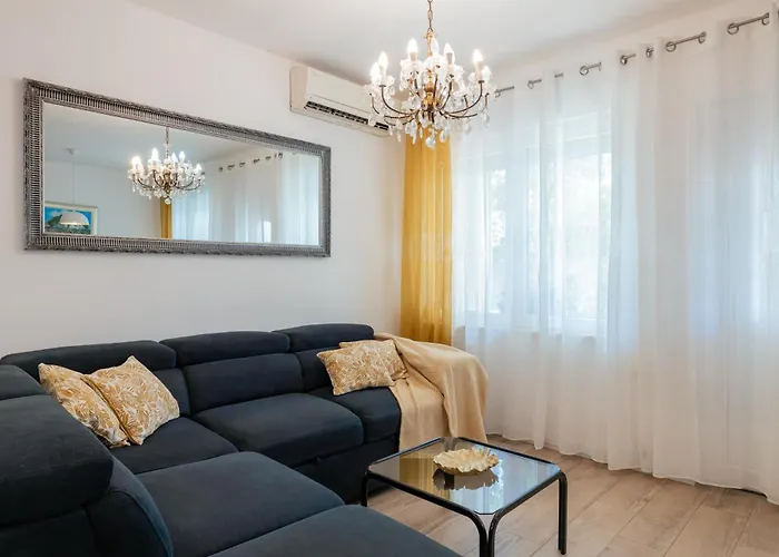 Tree Of Life * Kaštela